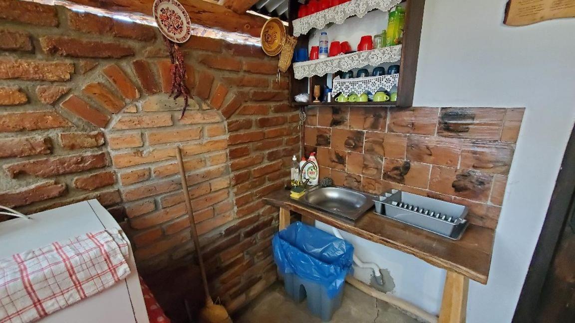 Casa Rustic Feher & Fekete Vendeghazak Sovata Εξωτερικό φωτογραφία